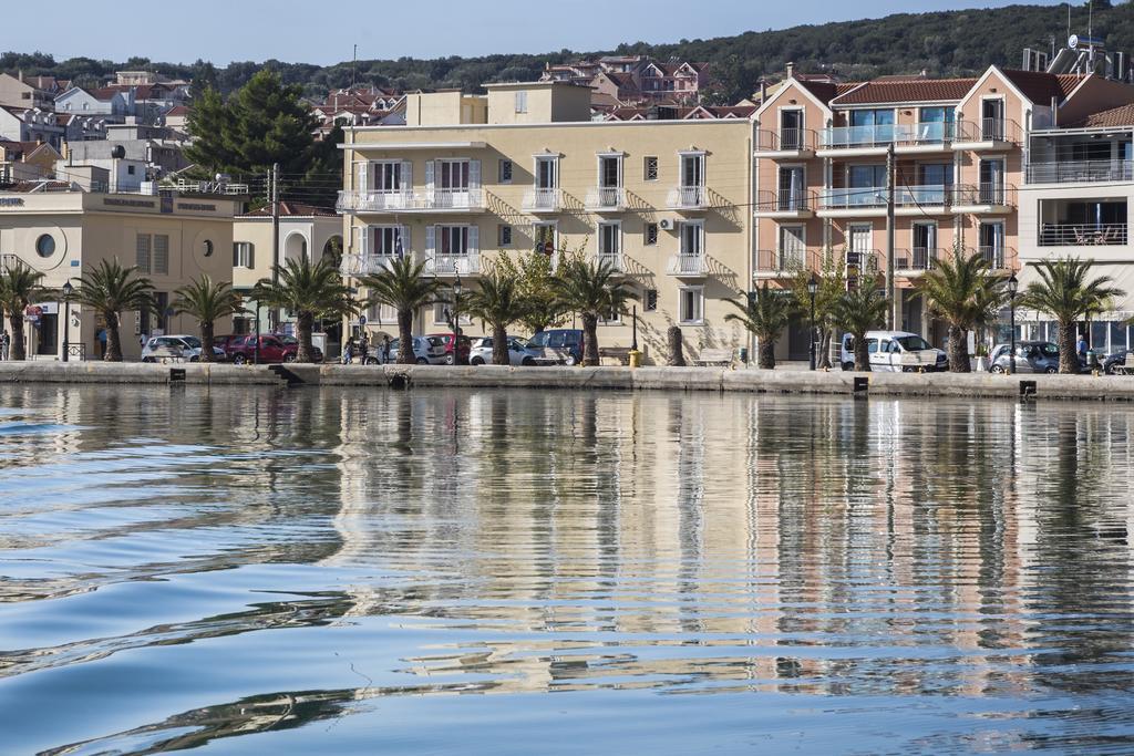 Argostoli Marina Suites エクステリア 写真