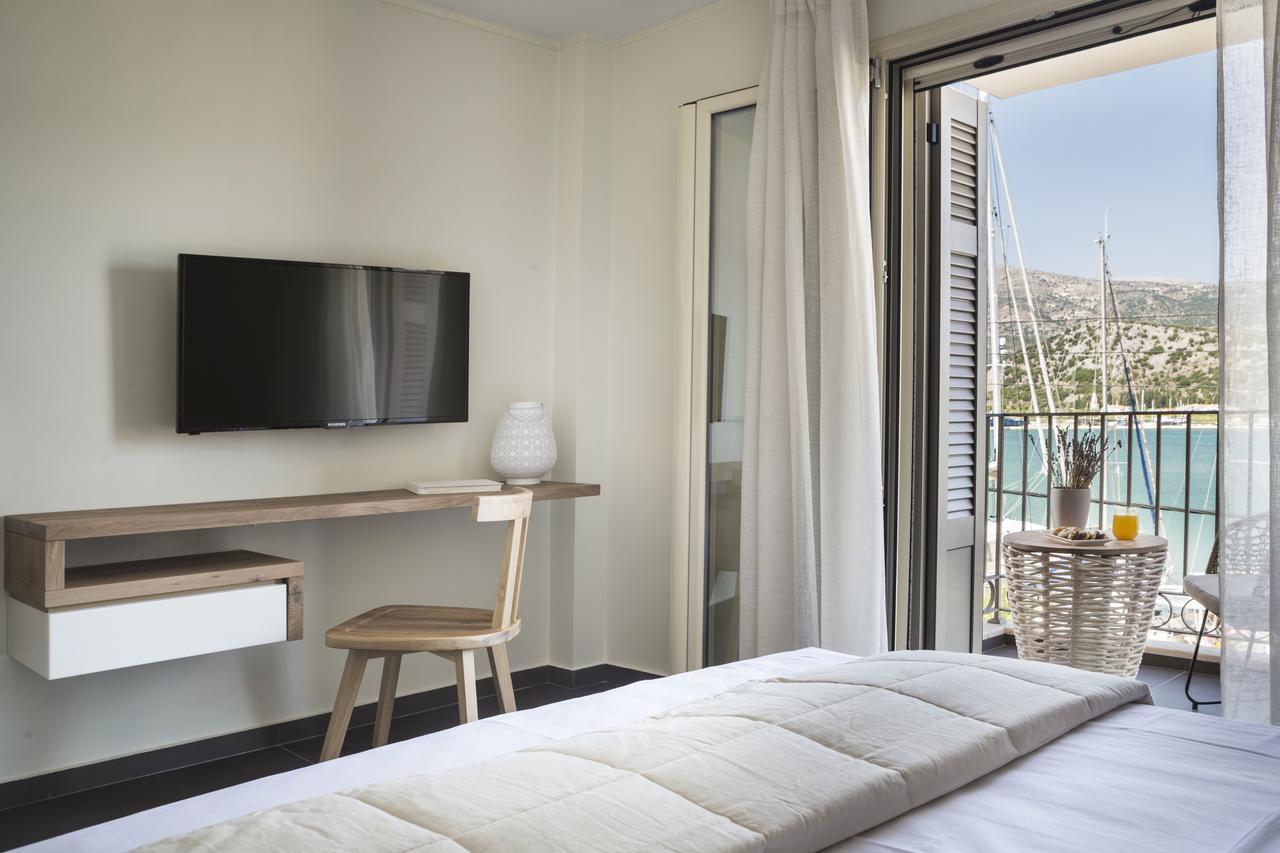 Argostoli Marina Suites エクステリア 写真