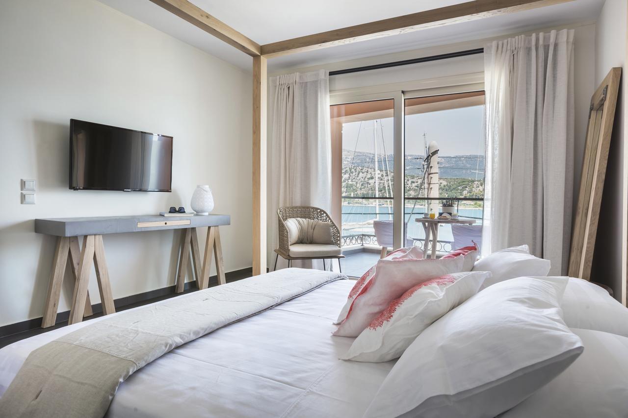 Argostoli Marina Suites エクステリア 写真
