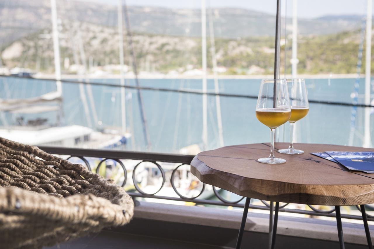 Argostoli Marina Suites エクステリア 写真